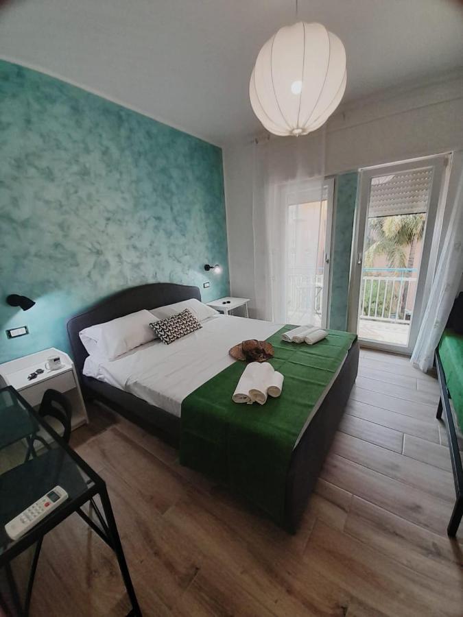 Ariel Rooms Sorrente Extérieur photo